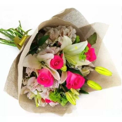 Lilies & Roses (4 roses and 4 lilies in total)